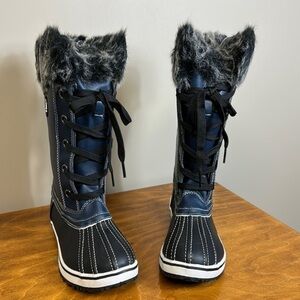 Mishansha boots size 6 1-2 very nice new.